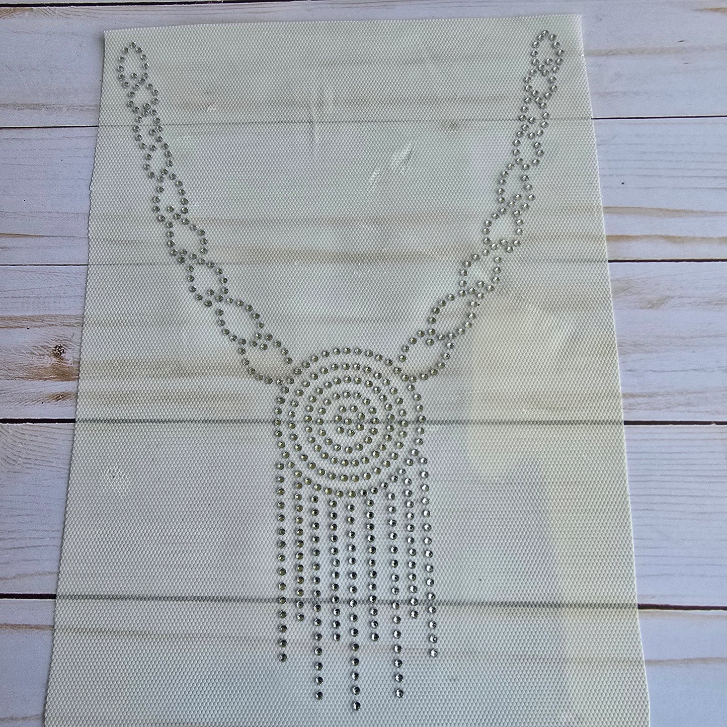 DIY Rhinestone Iron-on Applique - 01 (Necklace)